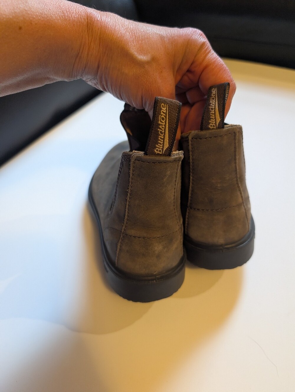 Blundstone Chelsea Boots in Taupe Brown Size 6(3) In VGUC - Picture 4 of 9
